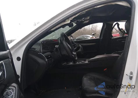 2025 Cadillac Ct5 Premium Luxury Rwd z USA, uszkodzony, nr VIN 1G6DS5RW0S0103621